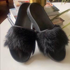 UGG Women's Royale Shearling Pool Slide Sandals